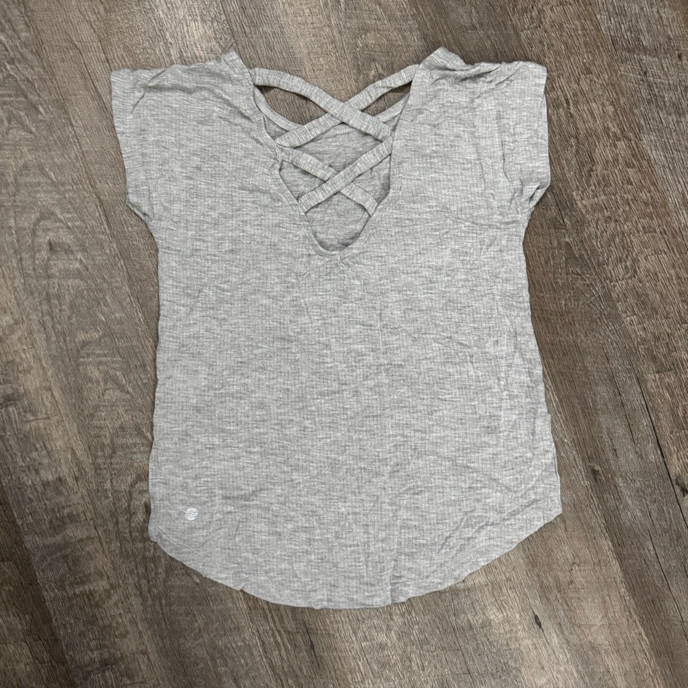 Girls tween Athletic Casual Shirt Criss Cross back size L